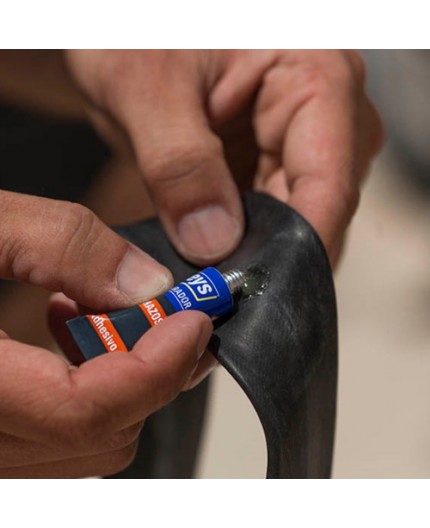 kit-reparador-de-pinchazos-adhesivo-parches