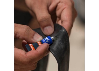 kit-reparador-de-pinchazos-adhesivo-parches