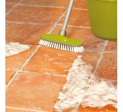 limpiador-profesional-potente-para-terracota-1l 2