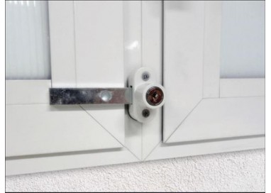 placa-de-seguridad-con-llave-traba