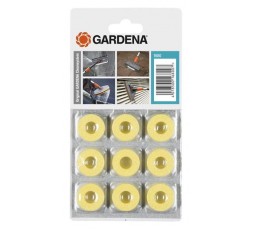 Envase del champú Gardena Cleansystem (1680-20) mostrando los anillos de limpieza circulares biodegradables.