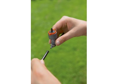 gardena-gotero-lineal-autocompensante-con-regulador-de-presion-1-a-8-lh-8317-29