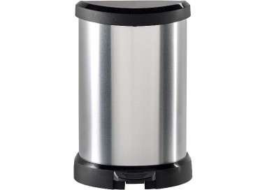 Cubo de basura Curver Deco Bin gris de 20 litros con pedal negro y etiquetas de características técnicas.