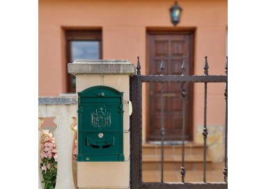 amig-buzon-estilo-clasico-en-aluminio-fundido-color-verde-mod-4-12213