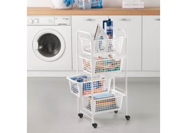 Carro Metaltéx con 4 cestas extraíbles en una cocina moderna, utilizado para organizar frutas y verduras.