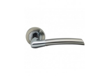 Micel 03731: Manilla con roseta y maneta de aluminio en color plata