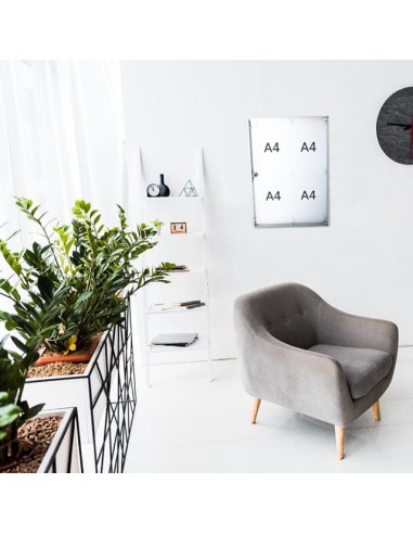 BTV Tablón De Anuncios Vertical Con Llave Aluminio y Metacrilato