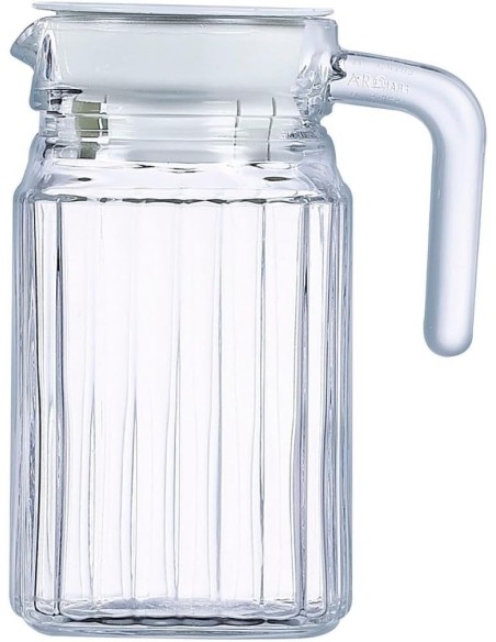 Jarra de vidrio transparente Luminarc de 500ml con tapa blanca, cuerpo con relieve lineal de seguridad y asa ergonómica